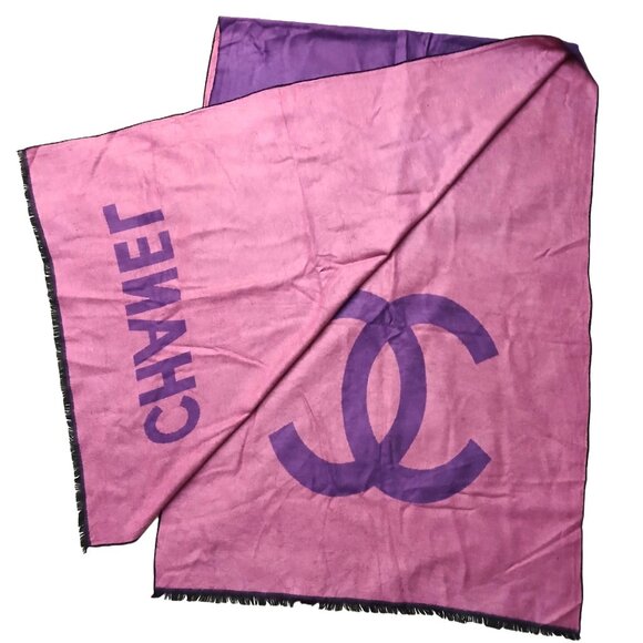 CHANEL Luxury Vintage Purple & Pink CC Logo Motif Shawl Wrap Scarf - Picture 1 of 8